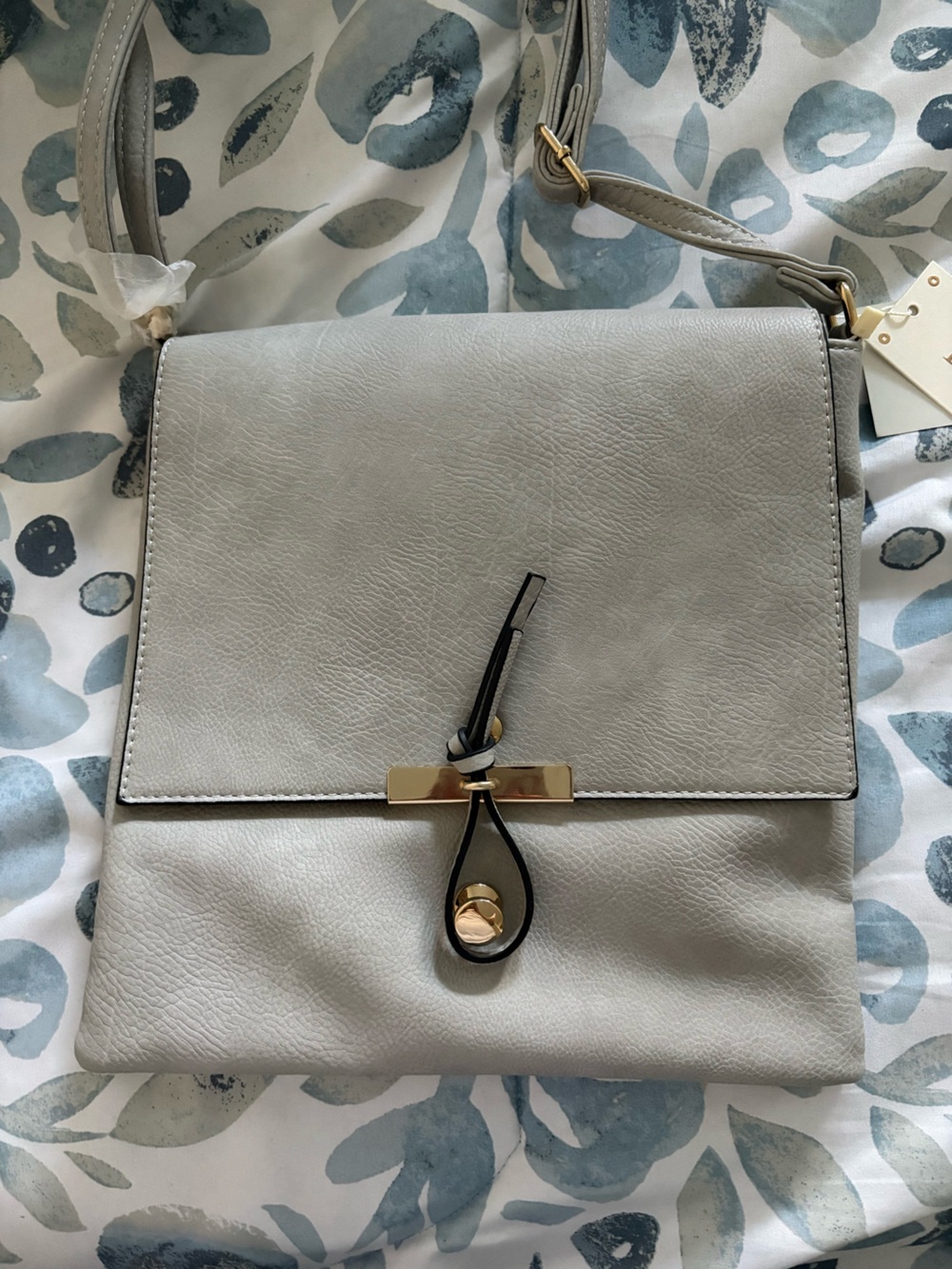 Elegant Women's Crossbody Bag in Light Gray with Gold Hardware